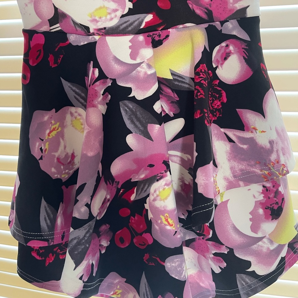 Romper - Picture 2 of 6